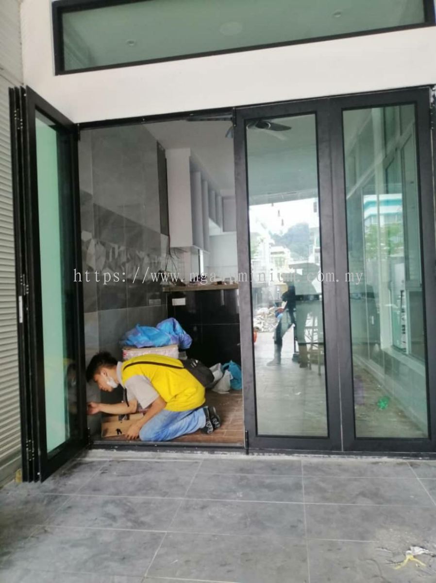 Aluminium Bifold Door